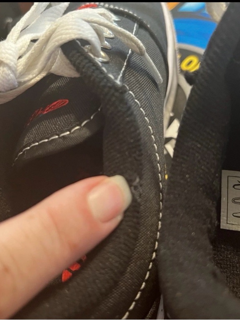 Heelys Kids Black Sneakers - Size 3 - Picture 6 of 11